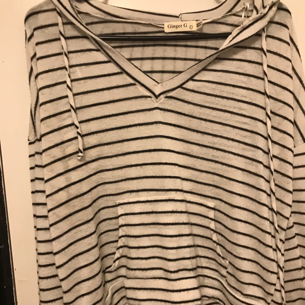 Stripped long sleeved shirt.